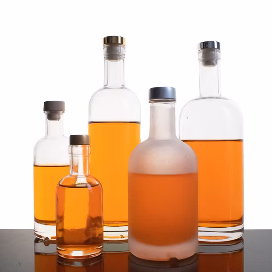 Оптовая продажа, 700 мл, 750 мл, 500 мл, прозрачная круглая пустая бутылка для рома, виски, джина, водки, стеклянная бутылка для ликера с пробковой крышкой